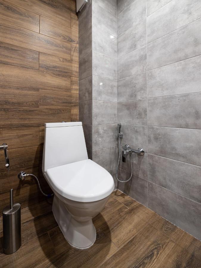 3 Room Apartments On Galytska إلفيف المظهر الخارجي الصورة